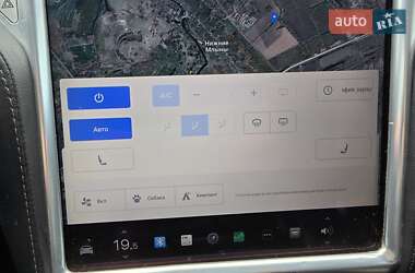 Ліфтбек Tesla Model S 2016 в 