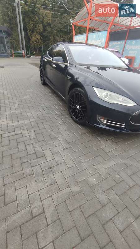 Лифтбек Tesla Model S 2013 в Житомире фото 4 Лифтбек Tesla Model S 2013 в Житомире