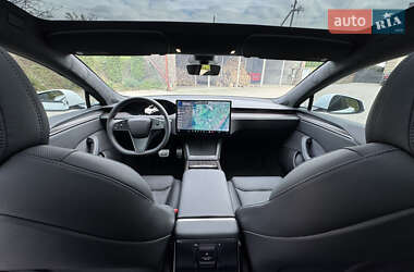 Лифтбек Tesla Model S 2024 в 