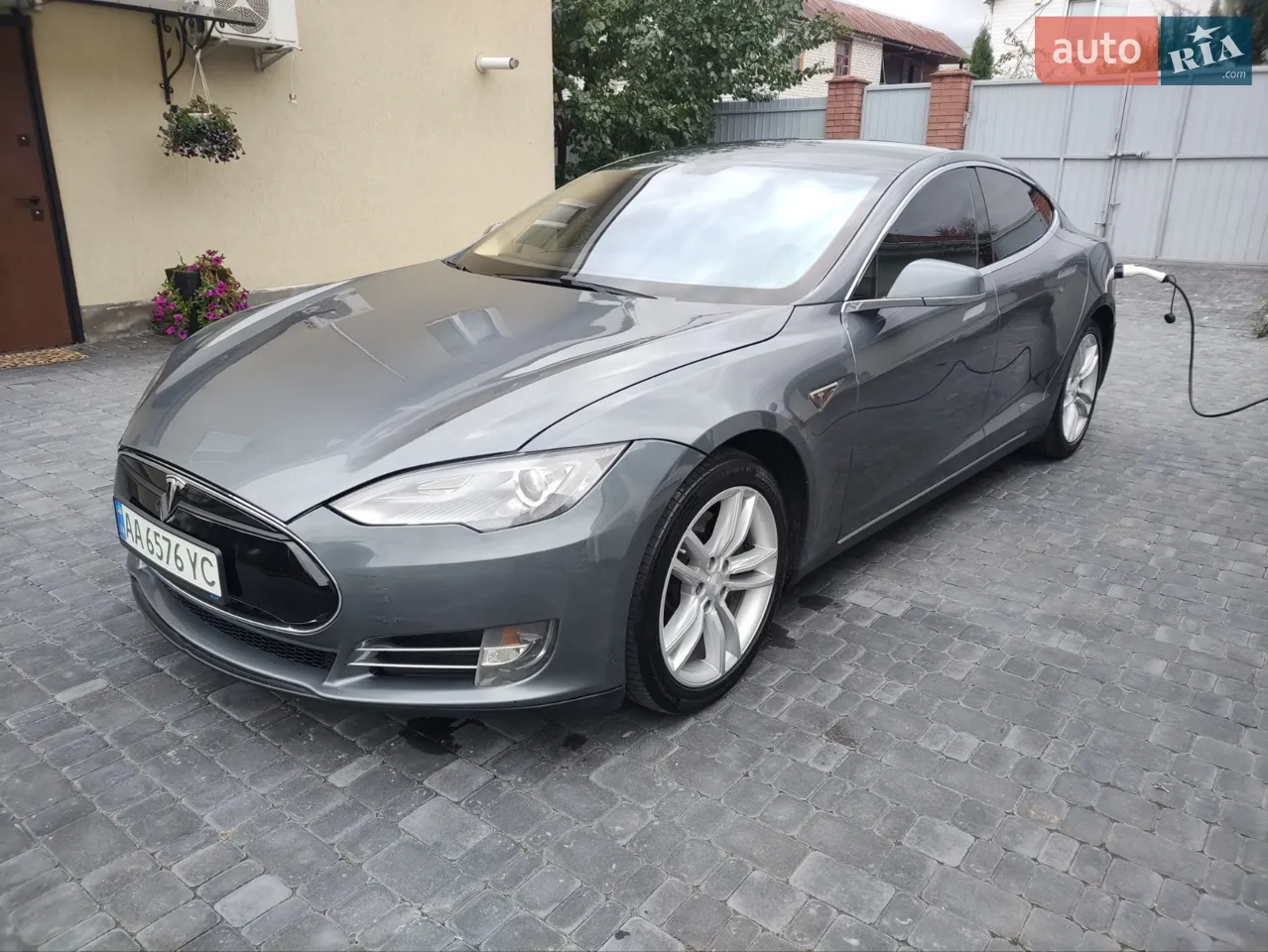 2014 Tesla Model S - мініатюра 24
