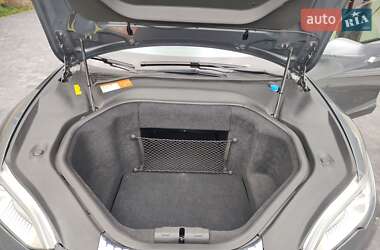 Ліфтбек Tesla Model S 2013 в 
