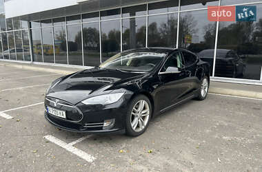 Лифтбек Tesla Model S 2014 в Киеве