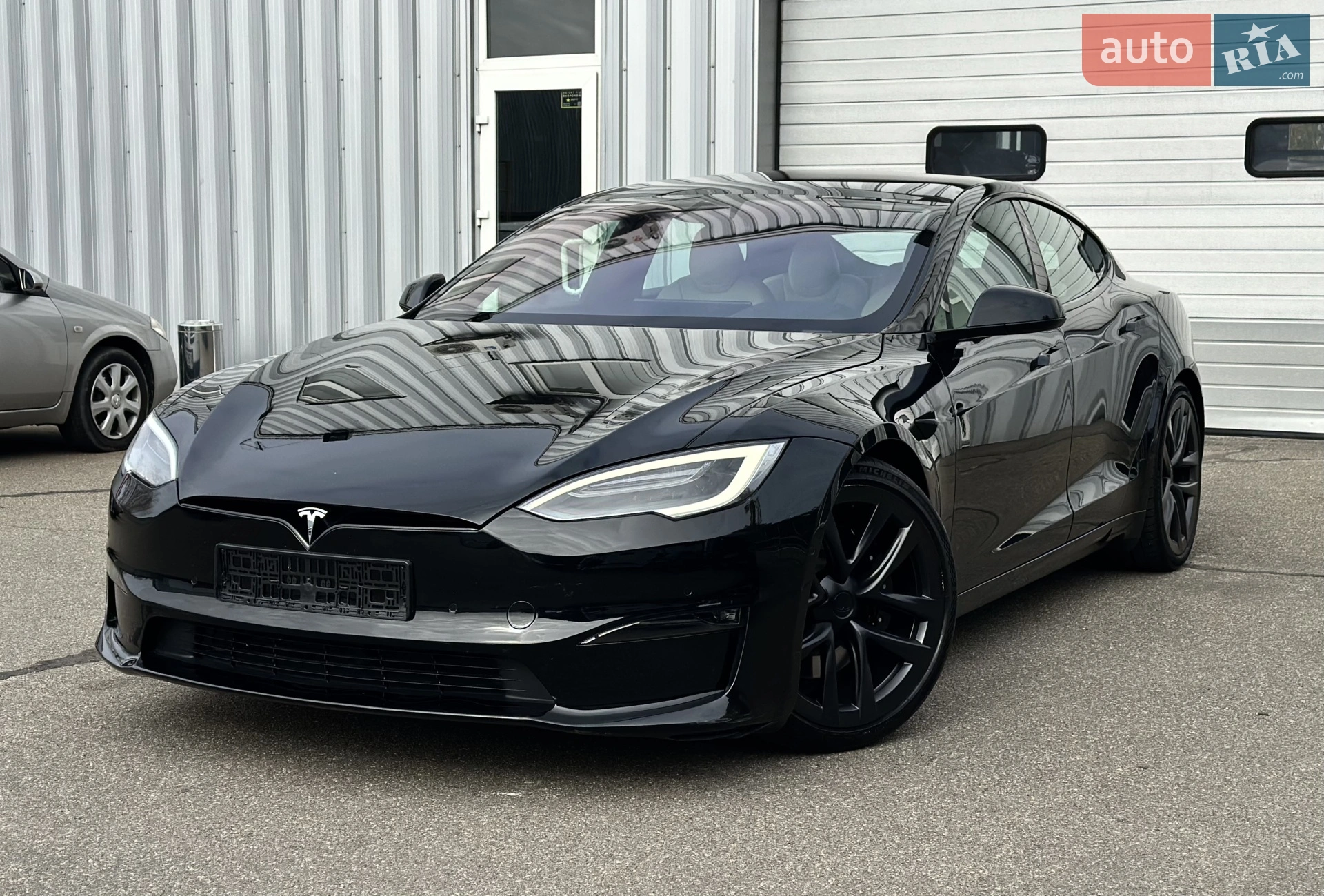 2021 Tesla Model S - фото 1