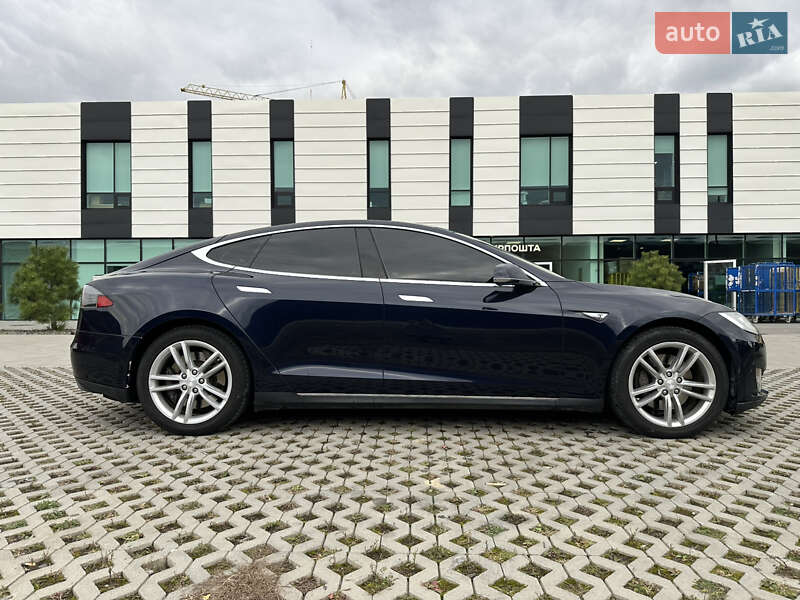 Ліфтбек Tesla Model S 2014 в Хмельницькому