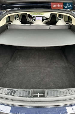 Лифтбек Tesla Model S 2014 в Хмельницком