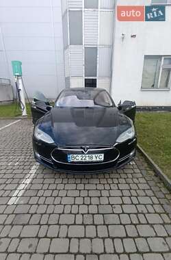 Лифтбек Tesla Model S 2013 в Новояворовске