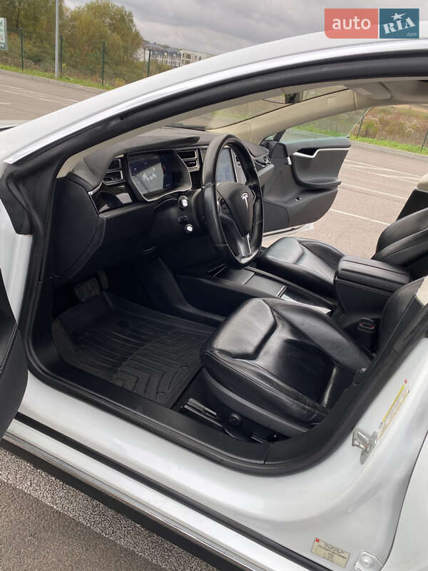 Лифтбек Tesla Model S 2014 в Ровно