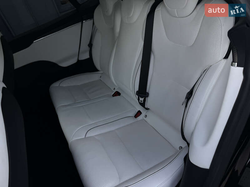 Лифтбек Tesla Model S 2022 в Калуше фото 16 Лифтбек Tesla Model S 2022 в Калуше