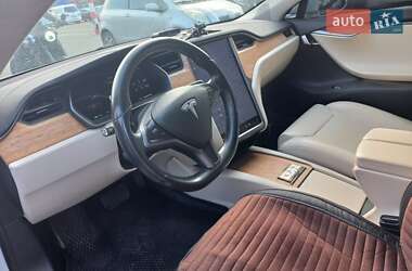 Ліфтбек Tesla Model S 2019 в Одесі