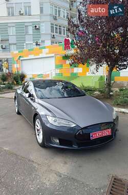 Ліфтбек Tesla Model S 2014 в Одесі