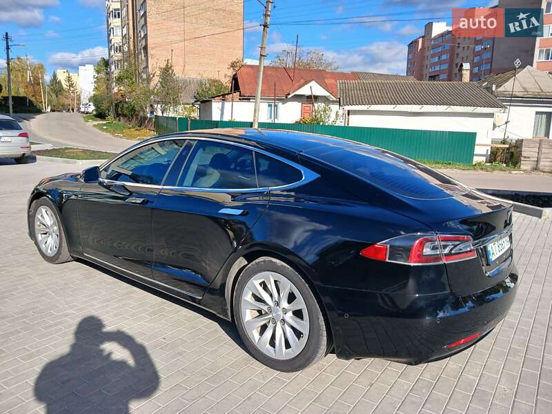 Ліфтбек Tesla Model S 2017 в Івано-Франківську фото 13 Ліфтбек Tesla Model S 2017 в Івано-Франківську