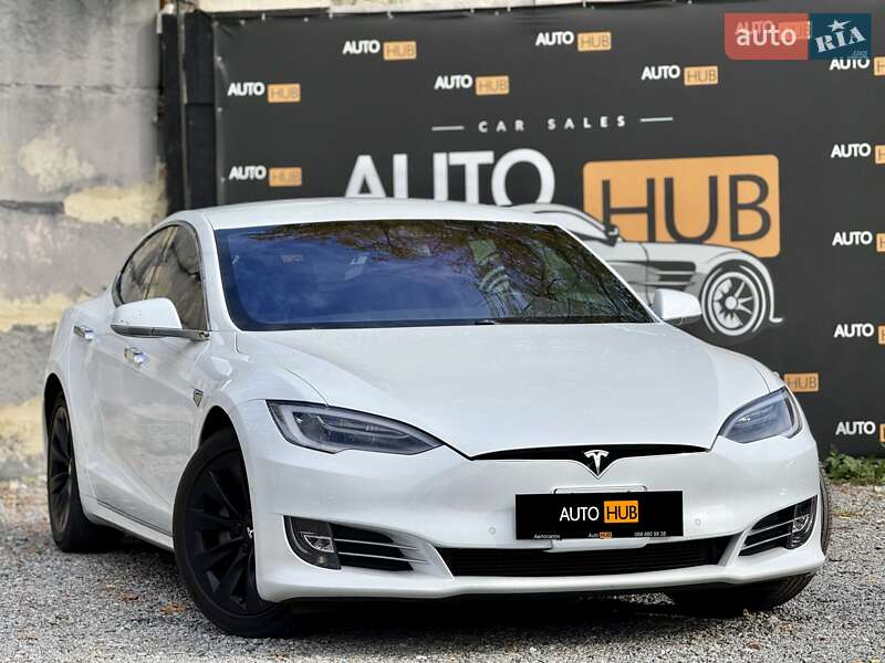 Tesla Model S 2017