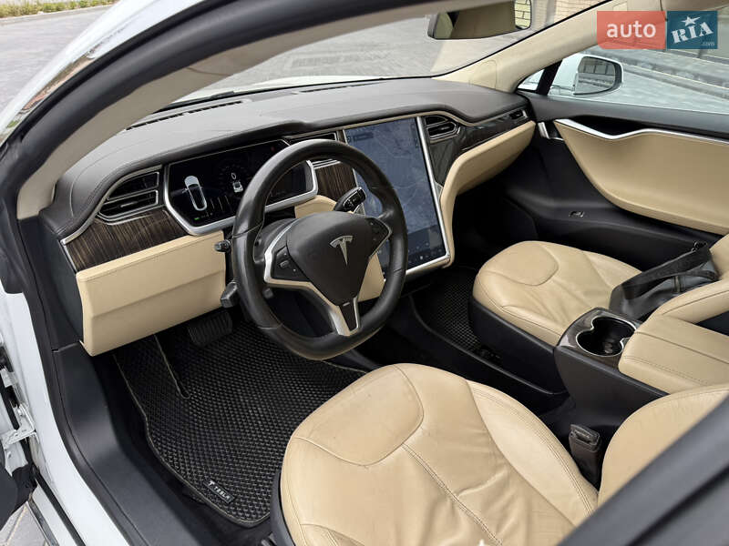 Ліфтбек Tesla Model S 2013 в Вінниці фото 6 Ліфтбек Tesla Model S 2013 в Вінниці