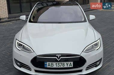 Лифтбек Tesla Model S 2013 в 