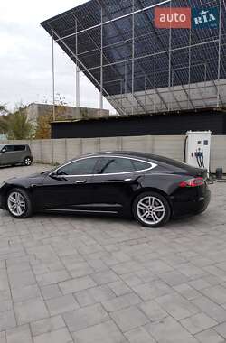 Лифтбек Tesla Model S 2020 в Ивано-Франковске