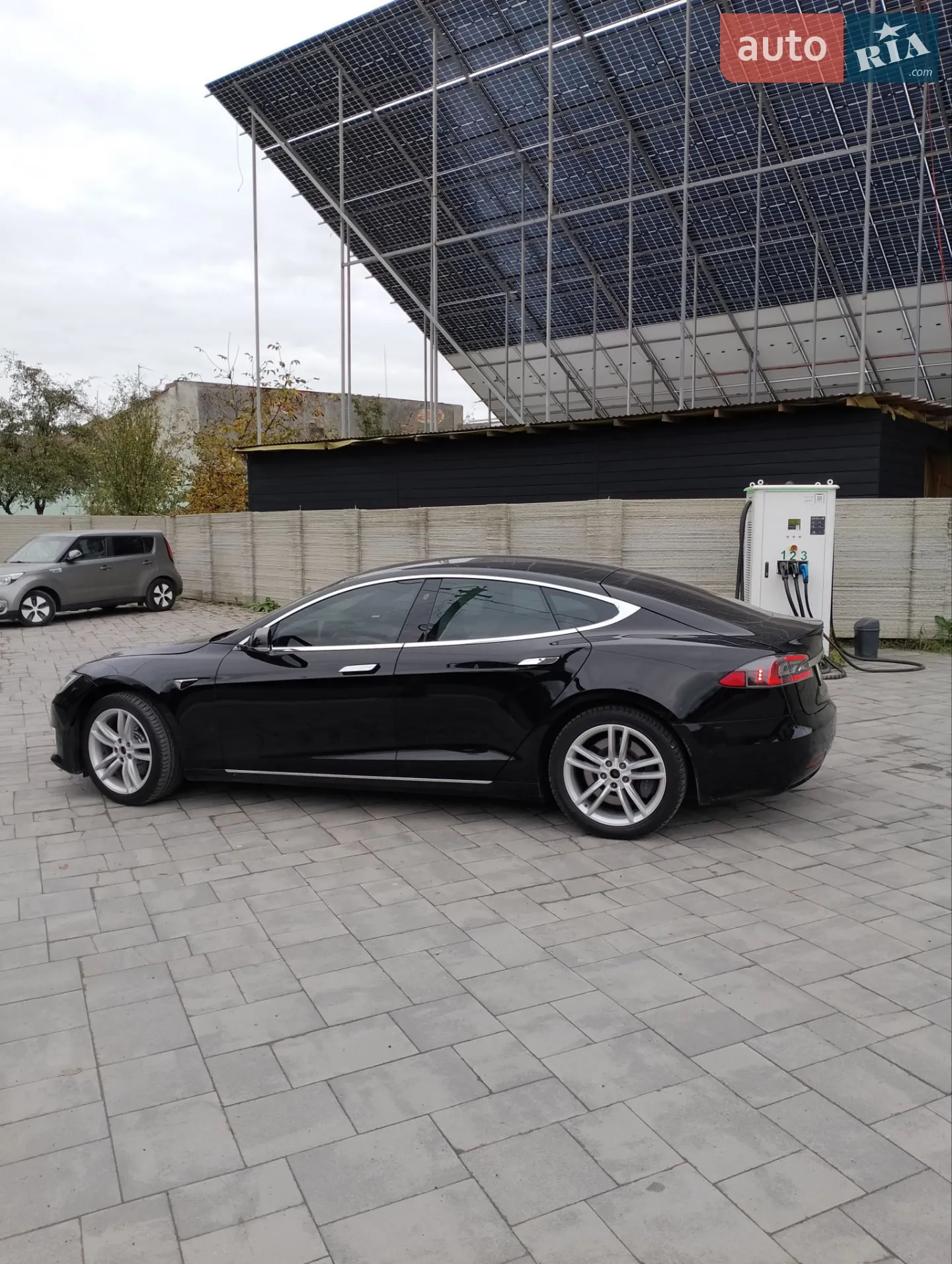 2020 Tesla Model S - мініатюра 6