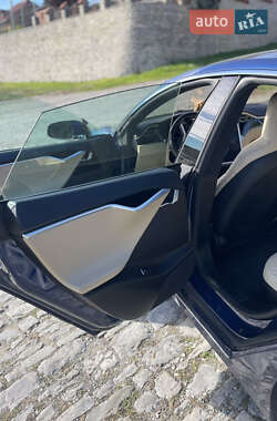 Ліфтбек Tesla Model S 2016 в 