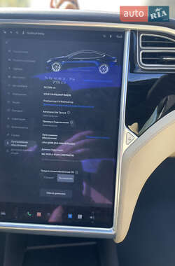 Ліфтбек Tesla Model S 2016 в 