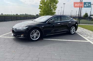 Ліфтбек Tesla Model S 2013 в 