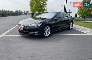 Ліфтбек Tesla Model S 2013 в 