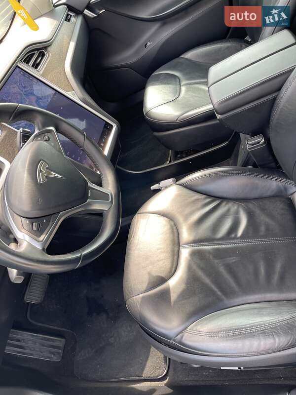 Ліфтбек Tesla Model S 2013 в Мукачевому фото 25 Ліфтбек Tesla Model S 2013 в Мукачевому