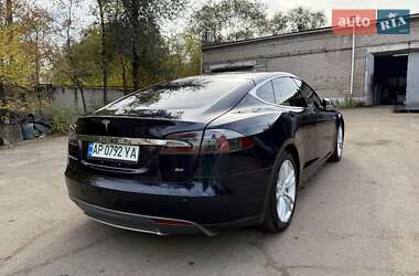 Лифтбек Tesla Model S 2015 в  фото 4 Лифтбек Tesla Model S 2015 в