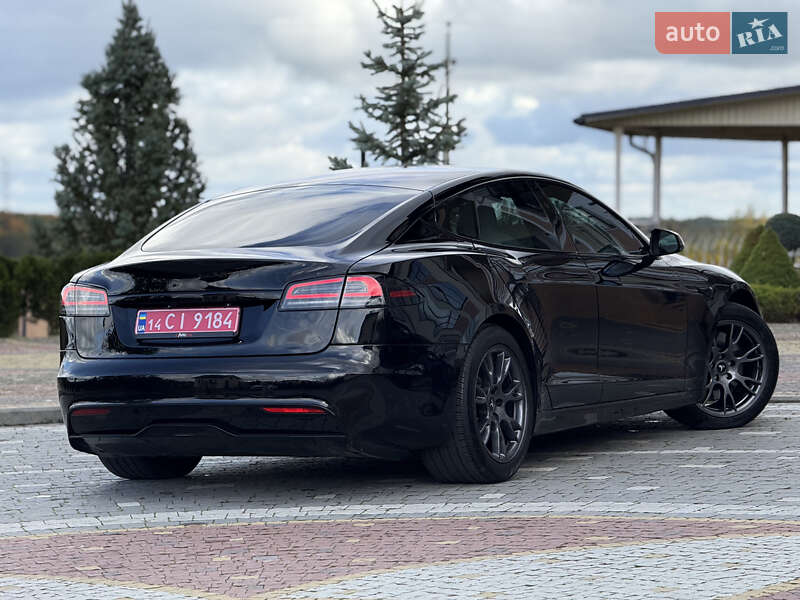 Лифтбек Tesla Model S 2024 в Дрогобыче