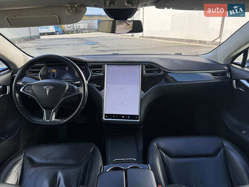 Ліфтбек Tesla Model S 2016 в Вінниці фото 14 Ліфтбек Tesla Model S 2016 в Вінниці