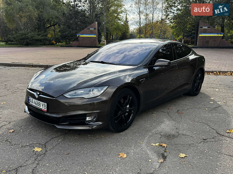 Лифтбек Tesla Model S 2013 в Кропивницком фото 2 Лифтбек Tesla Model S 2013 в Кропивницком