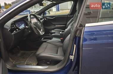 Лифтбек Tesla Model S 2017 в Киеве