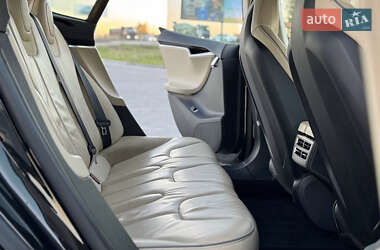 Лифтбек Tesla Model S 2014 в 