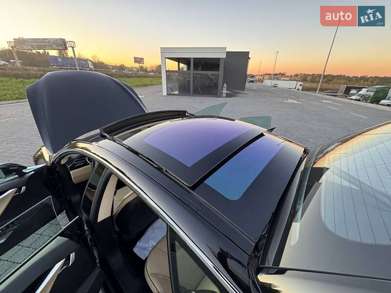 Ліфтбек Tesla Model S 2014 в Львові фото 34 Ліфтбек Tesla Model S 2014 в Львові