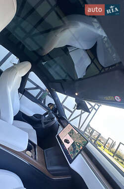 Лифтбек Tesla Model S 2022 в 