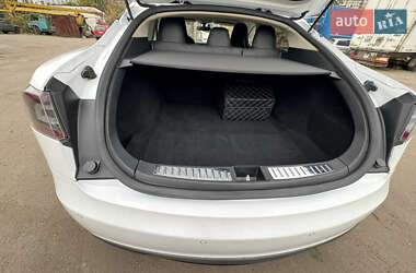 Лифтбек Tesla Model S 2012 в Киеве