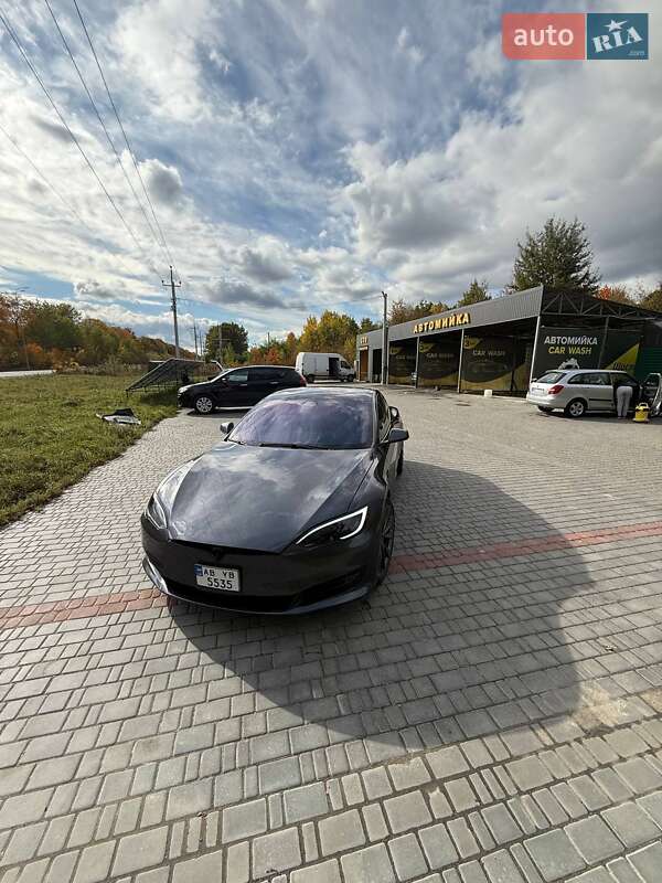 Ліфтбек Tesla Model S 2018 в Вінниці фото 5 Ліфтбек Tesla Model S 2018 в Вінниці