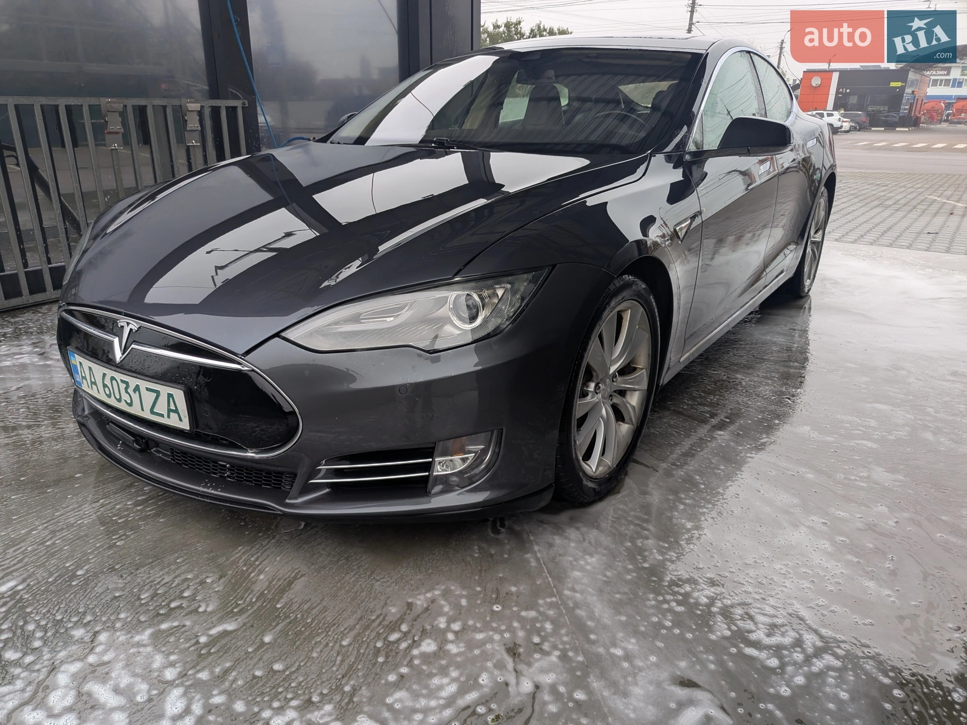 2015 Tesla Model S - мініатюра 3