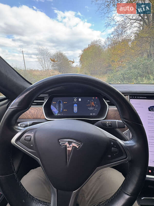 Лифтбек Tesla Model S 2017 в Ирпене фото 12 Лифтбек Tesla Model S 2017 в Ирпене