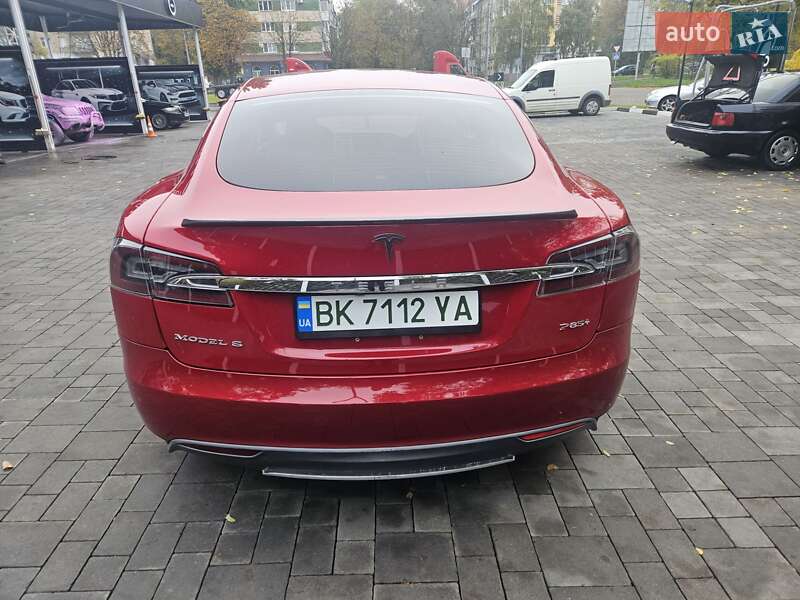 Ліфтбек Tesla Model S 2013 в Рівному фото 12 Ліфтбек Tesla Model S 2013 в Рівному