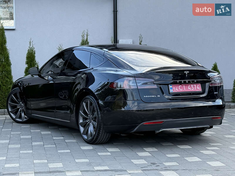 Лифтбек Tesla Model S 2015 в Дрогобыче фото 18 Лифтбек Tesla Model S 2015 в Дрогобыче