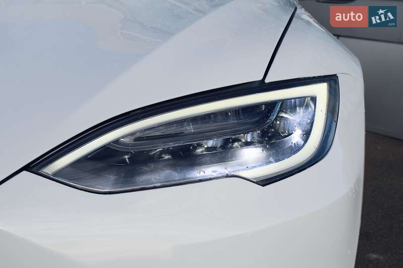 Лифтбек Tesla Model S 2019 в Киеве фото 13 Лифтбек Tesla Model S 2019 в Киеве