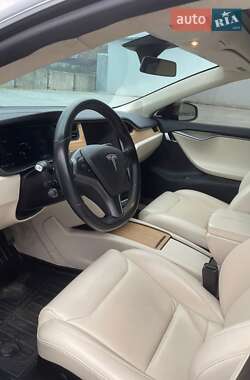 Лифтбек Tesla Model S 2019 в Тернополе