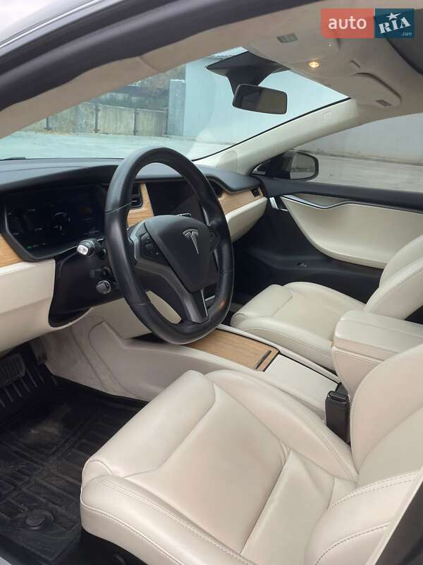 Ліфтбек Tesla Model S 2019 в Тернополі фото 8 Ліфтбек Tesla Model S 2019 в Тернополі