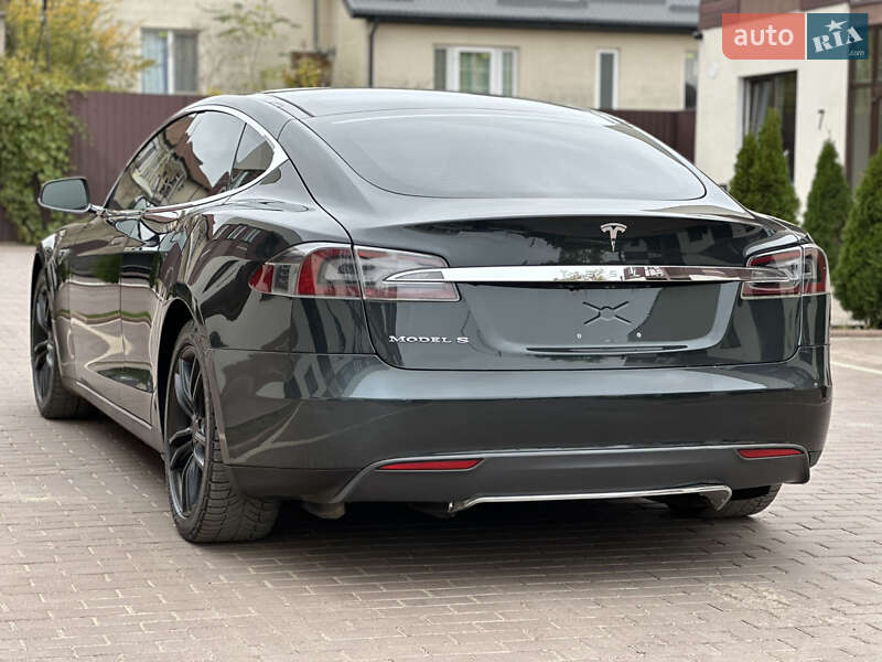 Лифтбек Tesla Model S 2013 в Одессе