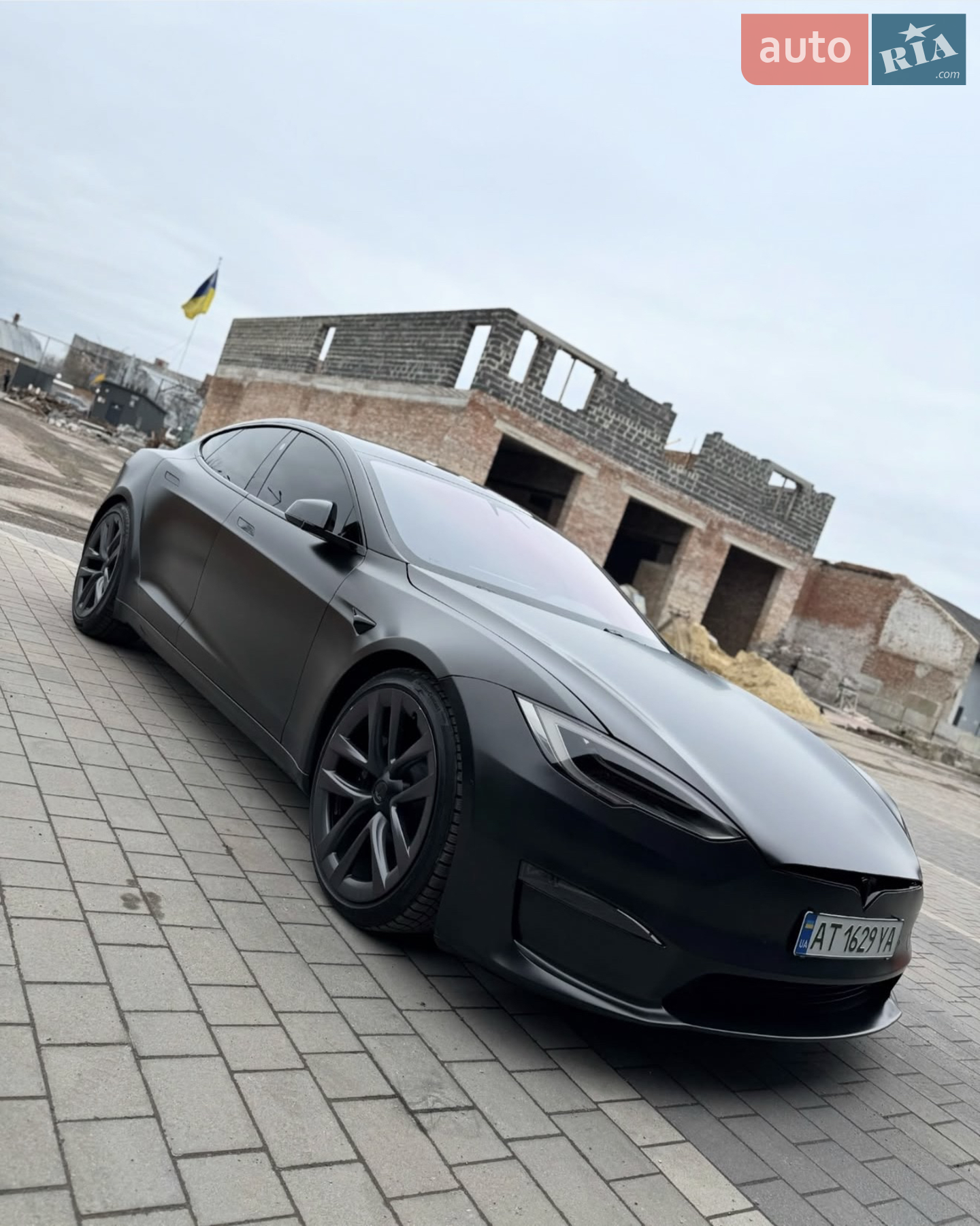 2021 Tesla Model S - фото 1