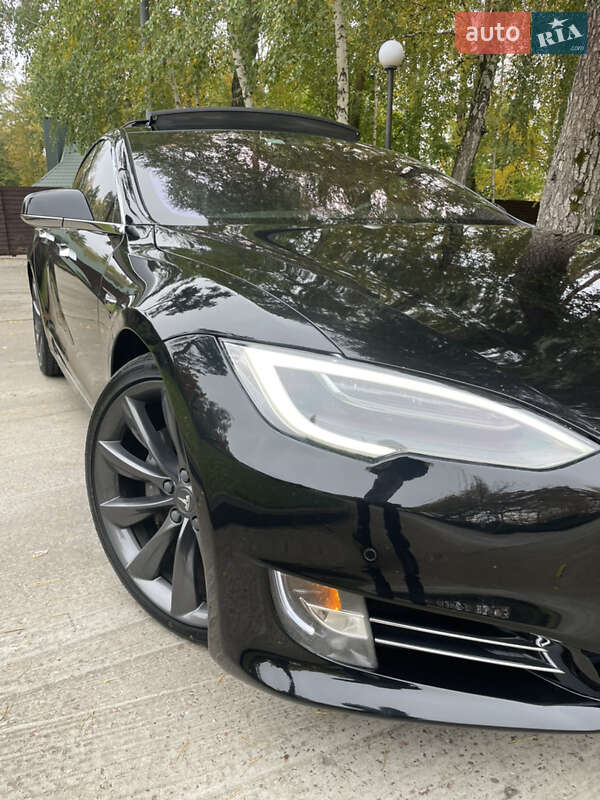 Ліфтбек Tesla Model S 2017 в Києві фото 2 Ліфтбек Tesla Model S 2017 в Києві