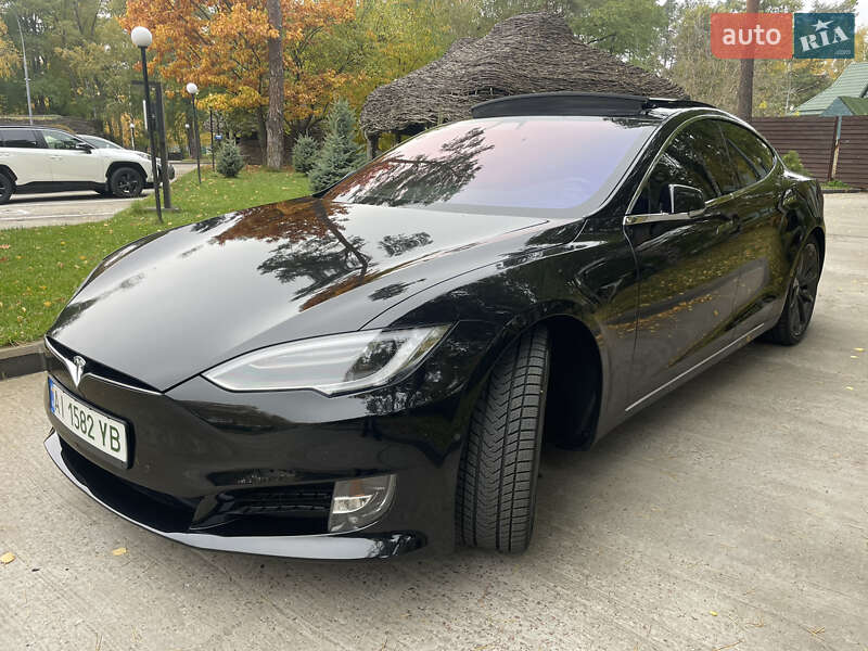 Ліфтбек Tesla Model S 2017 в Києві фото 8 Ліфтбек Tesla Model S 2017 в Києві