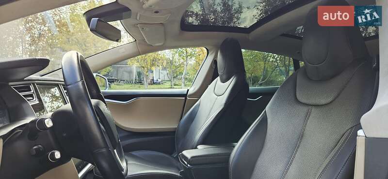Ліфтбек Tesla Model S 2014 в Кривому Розі фото 8 Ліфтбек Tesla Model S 2014 в Кривому Розі