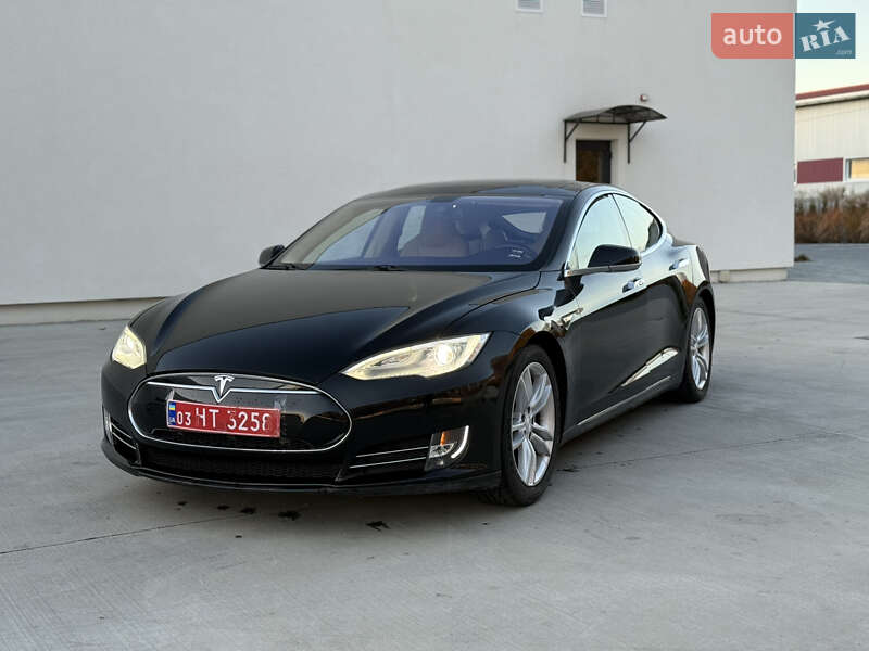 Ліфтбек Tesla Model S 2013 в Луцьку фото 2 Ліфтбек Tesla Model S 2013 в Луцьку