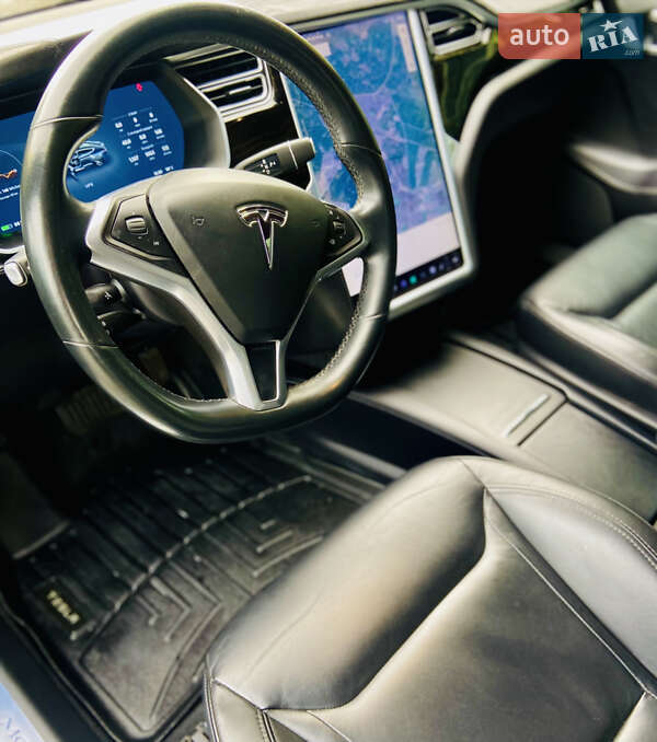 Лифтбек Tesla Model S 2016 в Луцке фото 35 Лифтбек Tesla Model S 2016 в Луцке