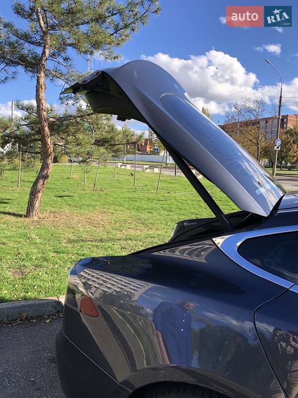 Лифтбек Tesla Model S 2014 в Николаеве